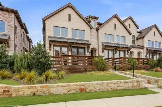 Photo #2: 21288079 Listing