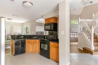 Photo #3: 21288611 Listing 