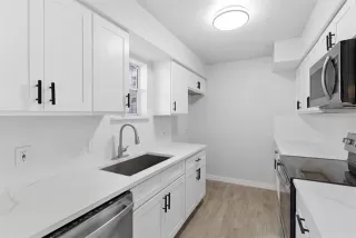 Photo #2: 21289227 Listing 