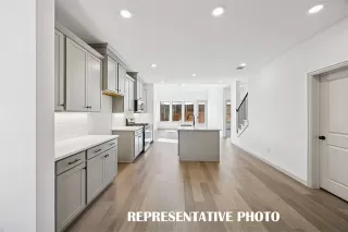 Photo #3: 21289305 Listing