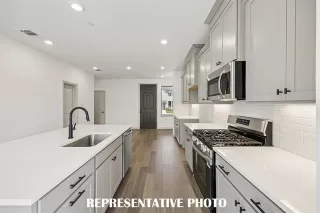 Photo #6: 21289305 Listing