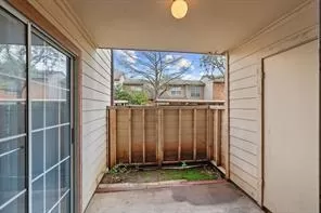 Photo #4: 21289573 Listing