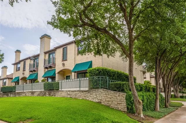 MLS: 21290030 Condo For Sale