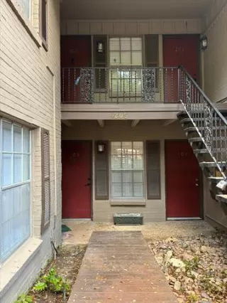 Photo #4: 21290106 Listing