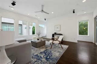 Photo #3: 21290310 Listing 