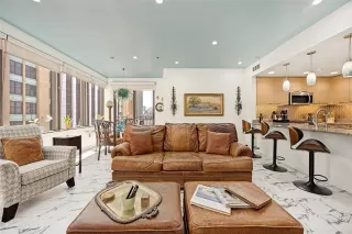 Photo #2: 21290422 Listing 