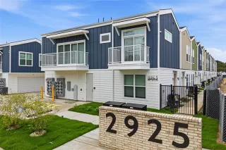 Photo #2: 21290453 Listing