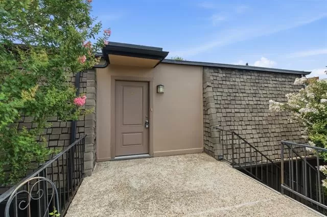 MLS: 21290666 Condo For Sale