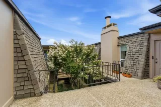 Photo #2: 21290666 Listing