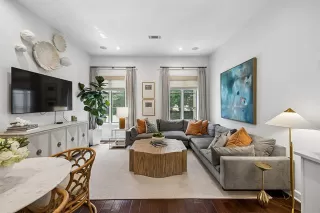 Photo #5: 21290965 Listing 