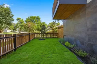 Photo #5: 21291039 Listing 