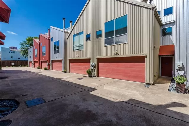 MLS: 21291117 Condo For Sale