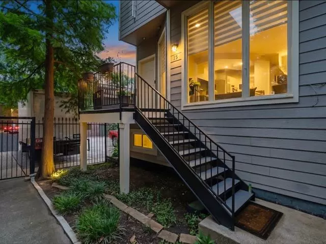 MLS: 21291166 Condo For Sale