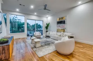 Photo #4: 21291503 Listing 