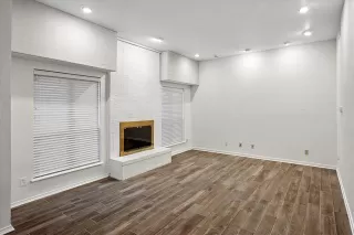 Photo #2: 21291624 Listing