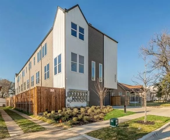 MLS: 21291860 Condo For Sale