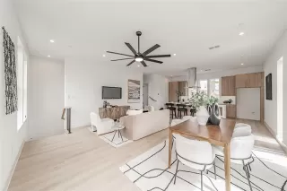 Photo #3: 21291860 Listing