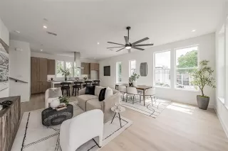 Photo #6: 21291860 Listing