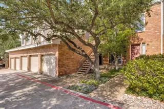 Photo #4: 21291918 Listing