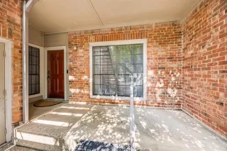 Photo #5: 21291918 Listing