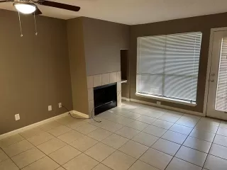 Photo #4: 21292018 Listing 