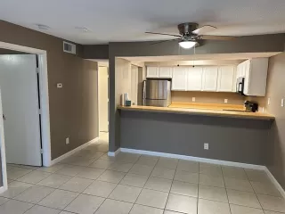 Photo #6: 21292018 Listing 