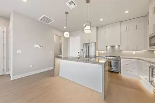 Photo #2: 21292156 Listing 