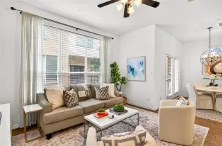 Photo #4: 21292193 Listing 