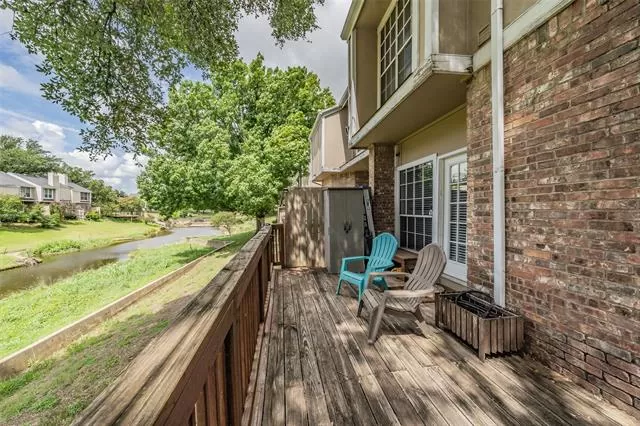 MLS: 21292311 Condo For Sale
