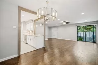 Photo #2: 21293288 Listing 