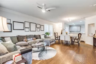 Photo #5: 21293624 Listing 