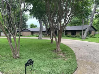 Photo #3: 21293726 Listing 