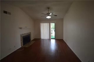 Photo #3: 21294118 Listing