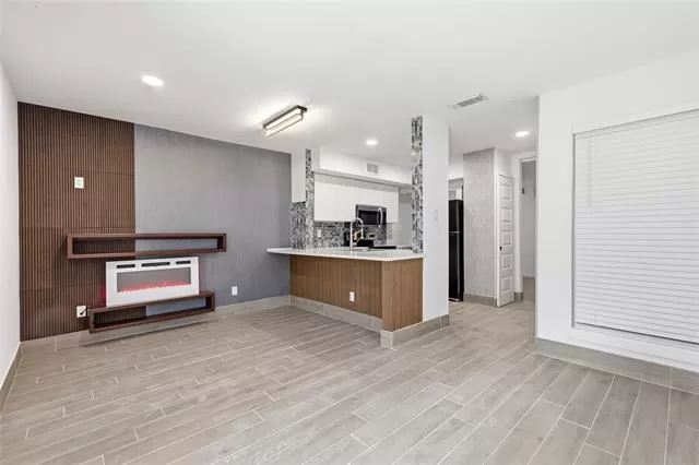 MLS: 21294127 Condo For Sale