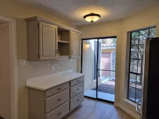 Photo #4: 21294249 Listing 