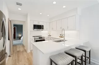 Photo #6: 21294318 Listing 