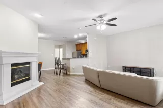 Photo #2: 21294375 Listing