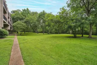 Photo #4: 21294437 Listing