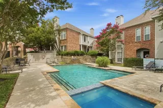 Photo #2: 21294719 Listing