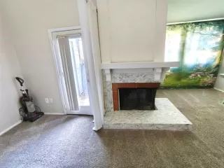 Photo #5: 21295323 Listing