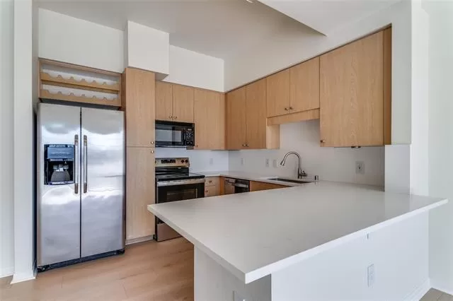 MLS: 21295353 Condo For Sale