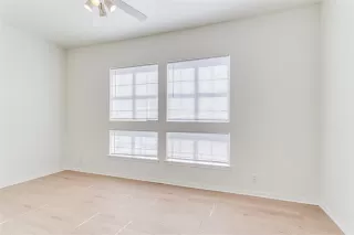 Photo #6: 21295353 Listing