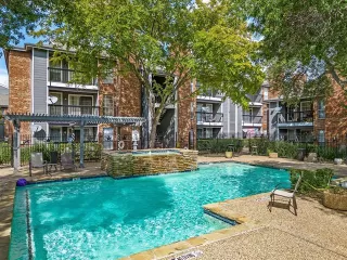 Photo #2: 21295675 Listing