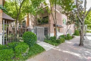 Photo #2: 21295774 Listing 