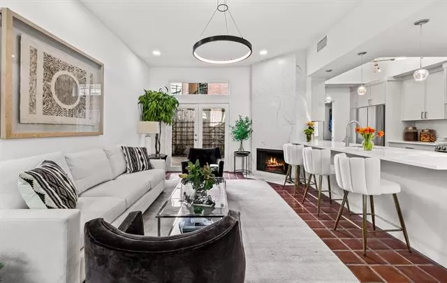 MLS: 21295903 Condo For Sale