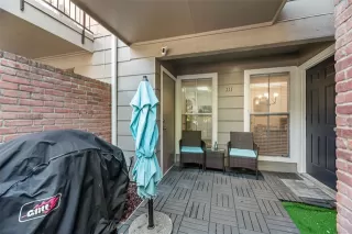 Photo #4: 21296092 Listing