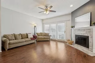 Photo #4: 21296108 Listing
