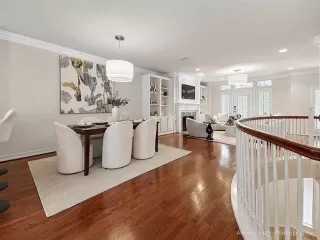 Photo #5: 21296112 Listing