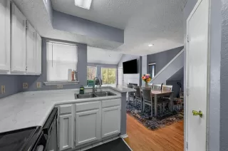 Photo #3: 21296162 Listing