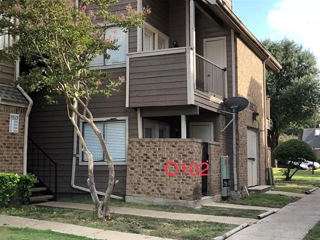 MLS: 21297406 Condo For Sale